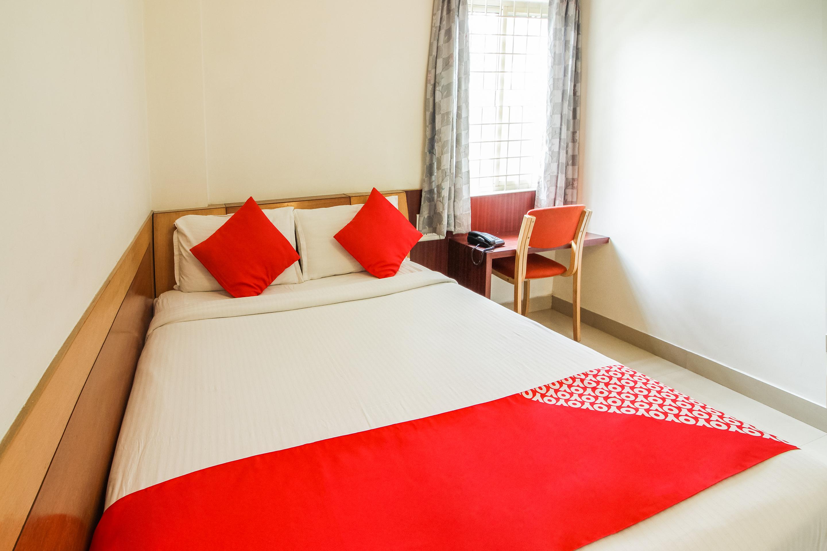 Hotel White Parrot Mysore Esterno foto