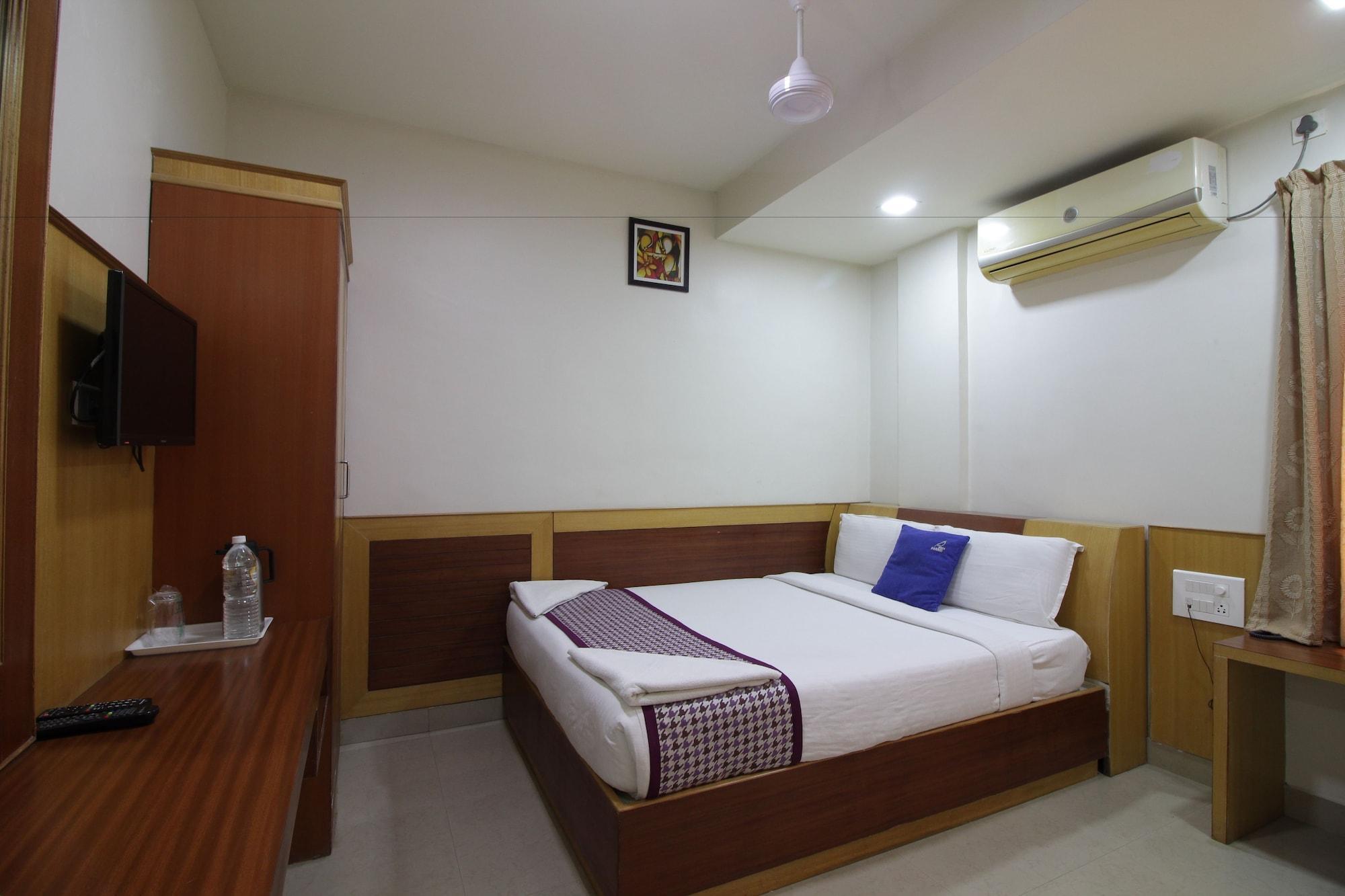 Hotel White Parrot Mysore Esterno foto