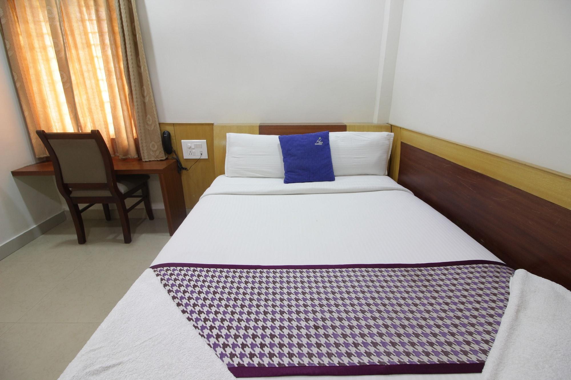 Hotel White Parrot Mysore Esterno foto