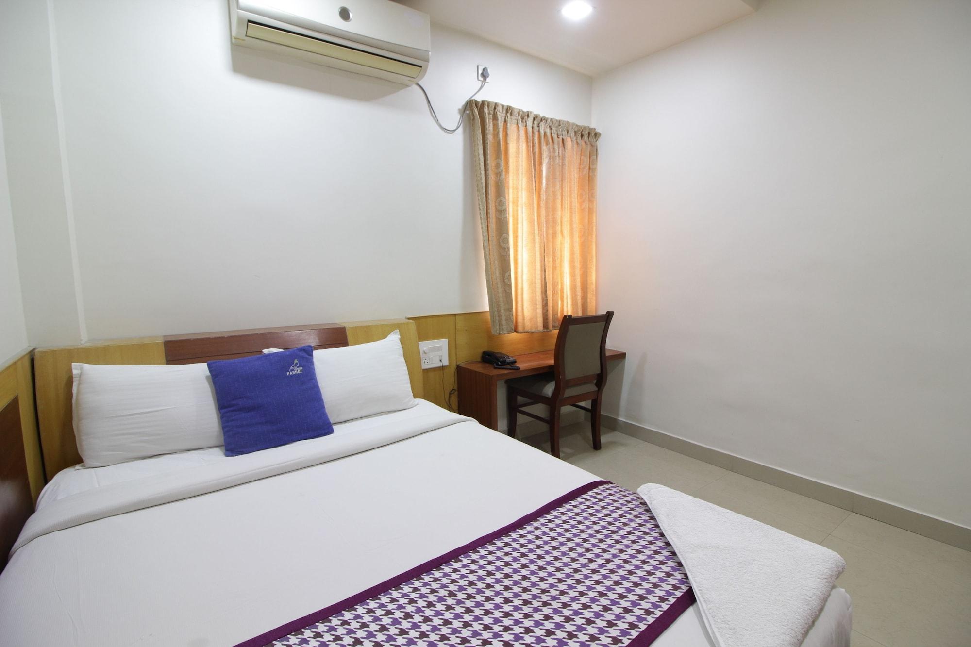 Hotel White Parrot Mysore Esterno foto