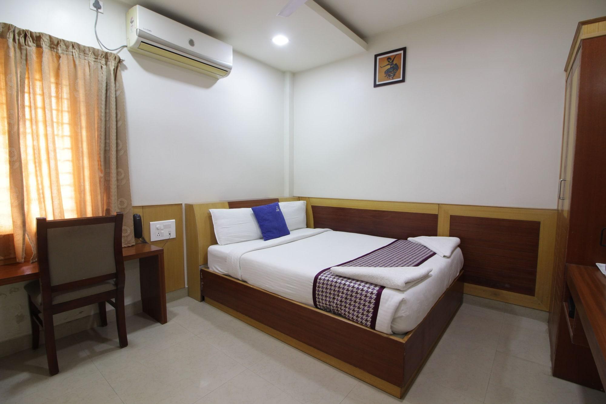 Hotel White Parrot Mysore Esterno foto